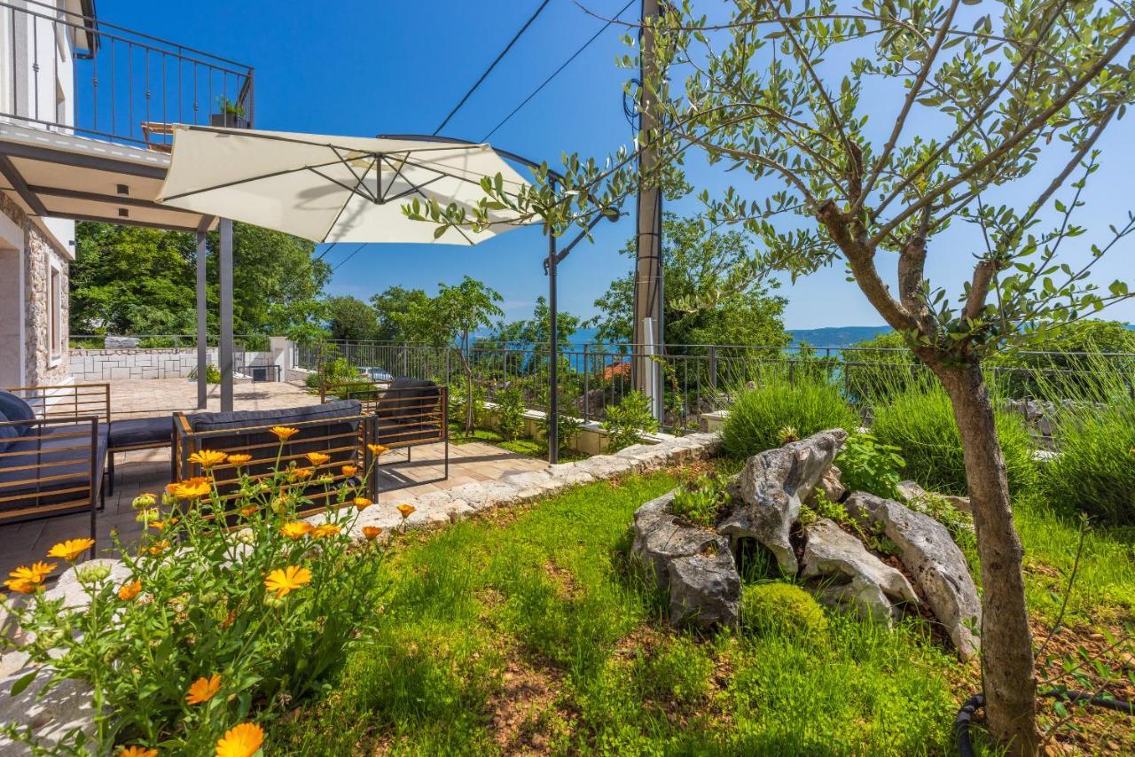 Antani With Heated Pool, Sauna & Jacuzzi Vila Crikvenica